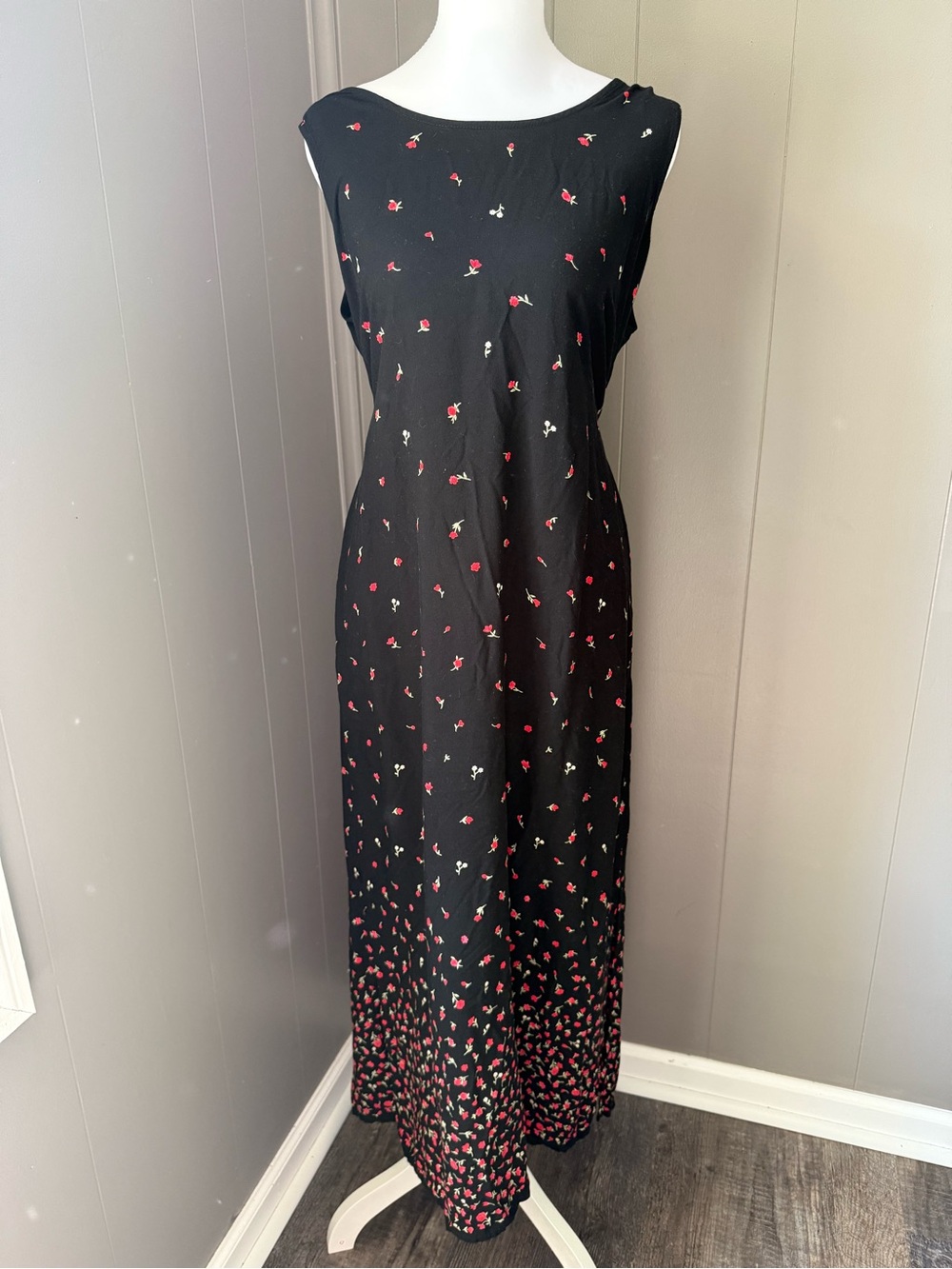 Vintage 90s Sleeveless Black Maxi Dress with Red Floral Scatter